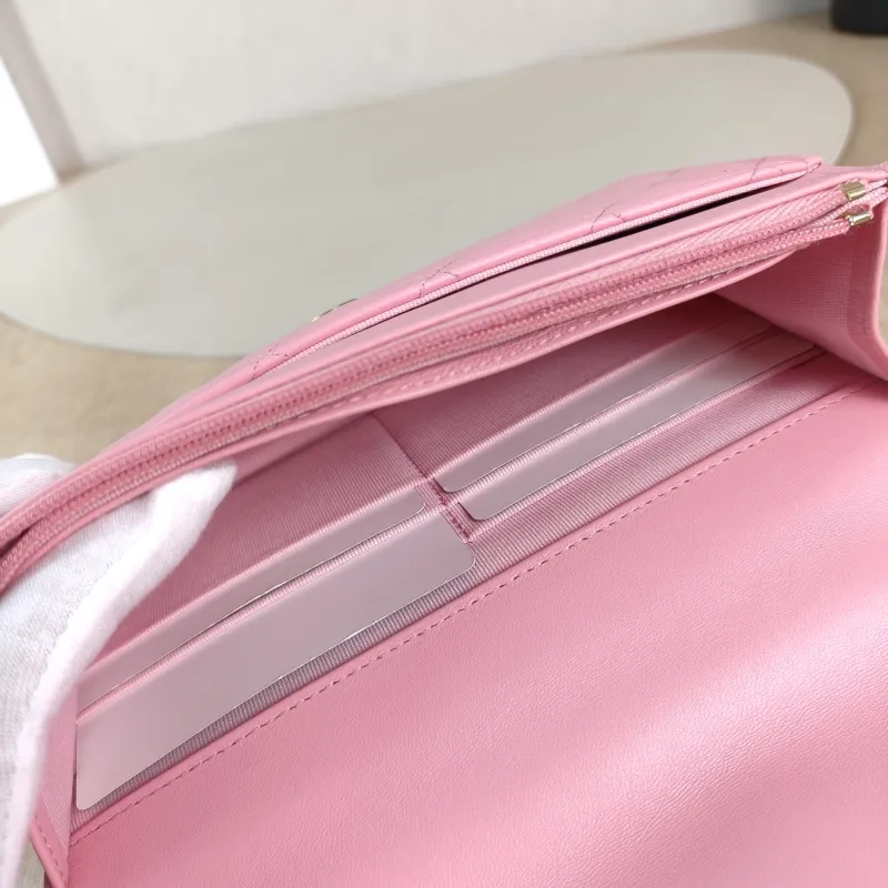 Chanel Crossbody Bag Edition woc Pink Lambskin Mini 19.2 × 3.5 × 12.3 cm Microchip Edition — detail view 12 of 12