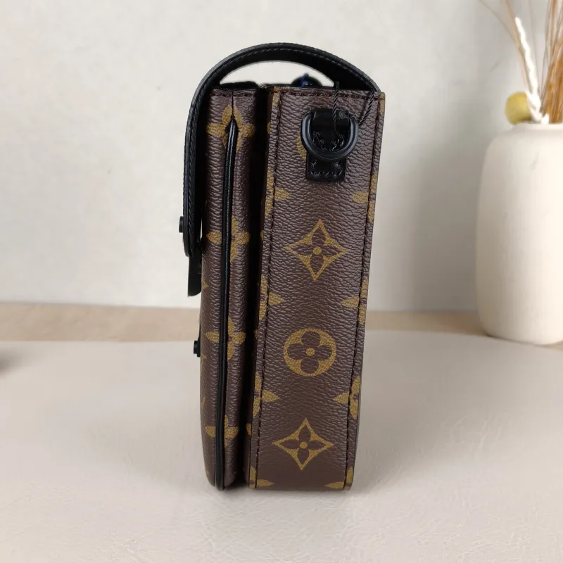Louis Vuitton Crossbody Bag S-Lock Vertical Box Monogram PV Cmini12 × 7 × 19 cm — detail view 2 of 11