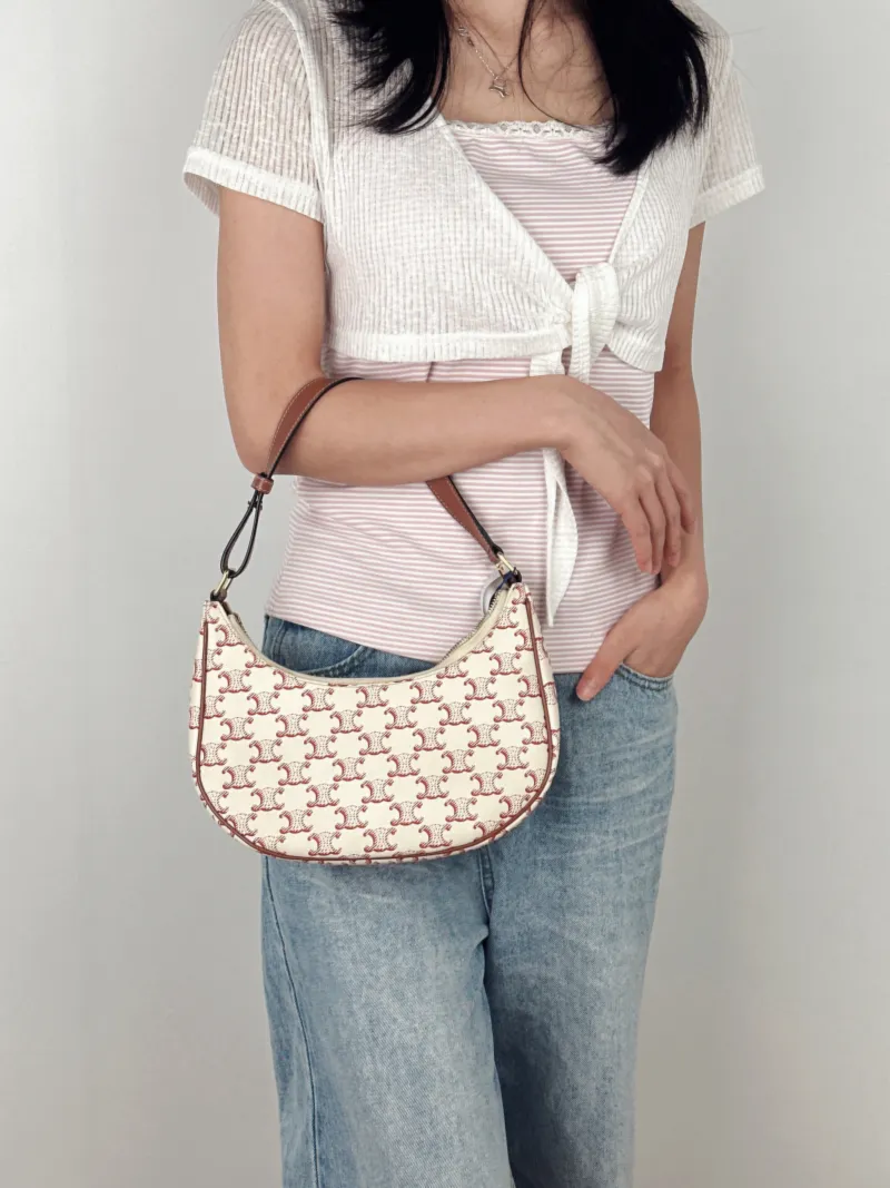 CELINE Shoulder Bag AVA Red PVC Medium23 × 6 × 13.5 cm — on-model view 3 of 3