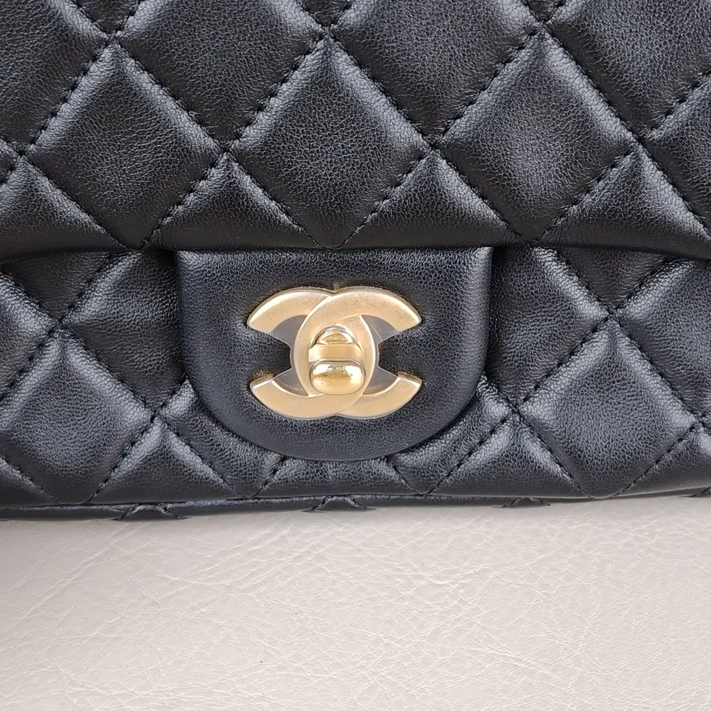 Chanel Crossbody Bag Classic Flap Large Mini CF Mini Black SL ambskin mini 20 × 6 × 12 cm — detail view 4 of 16