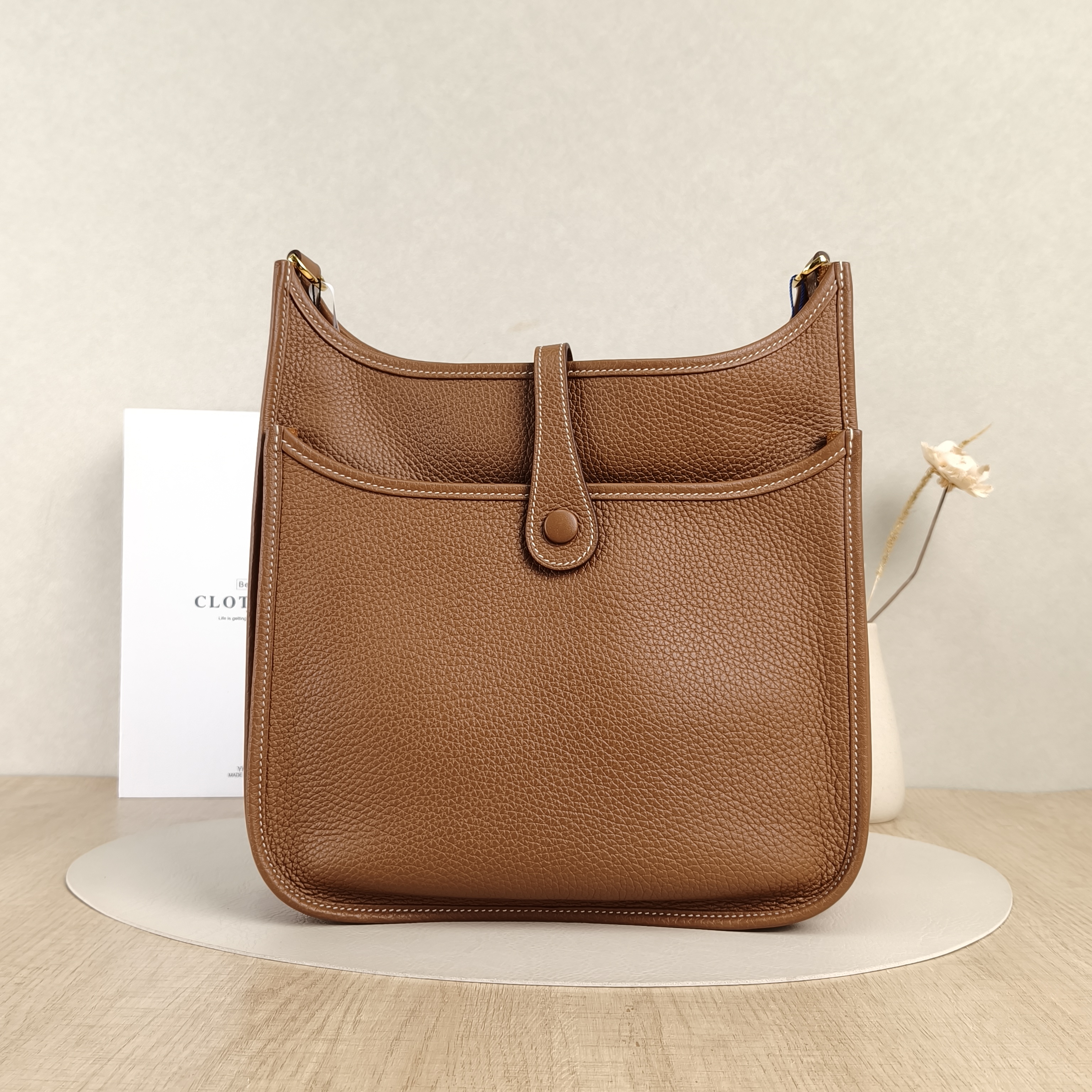 Hermès Crossbody Bag Evelyne 29 29 Taurillon Clemence TC Calfskin One Size29 × 7 × 30 cm — cover view 4 of 5
