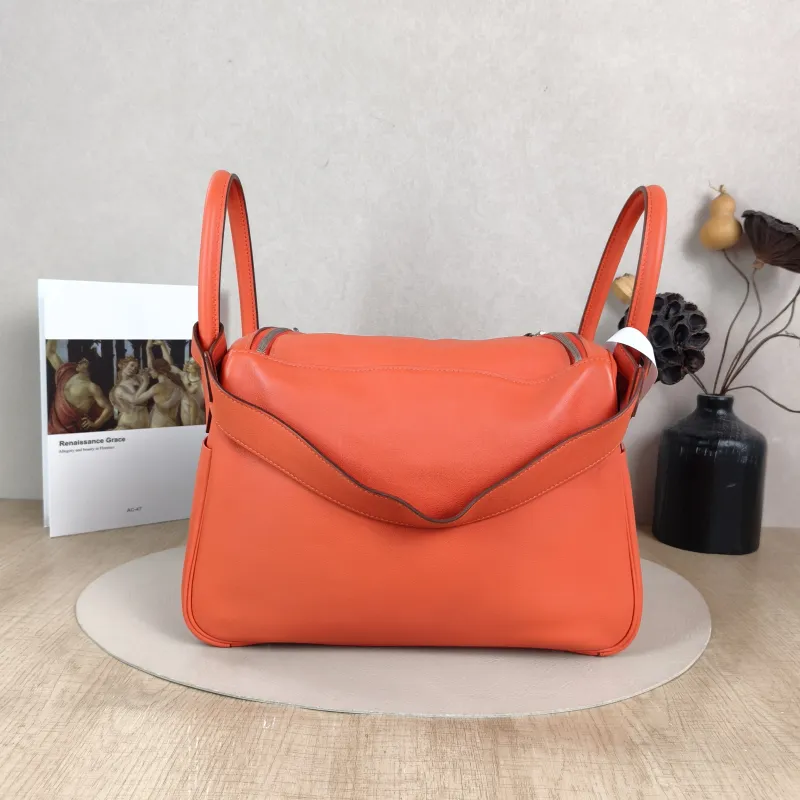 Hermès Crossbody Bag Lindy 30S5 Swift Calfskin30 × 15 × 19 cm — cover view 4 of 5