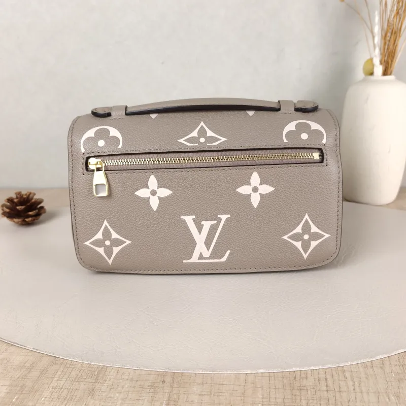 Louis Vuitton Crossbody Bag Pochette Métis East West Empreinte Embossed Calfskin Monogram Small21.5 × 6 × 13.5 cm — cover view 4 of 5
