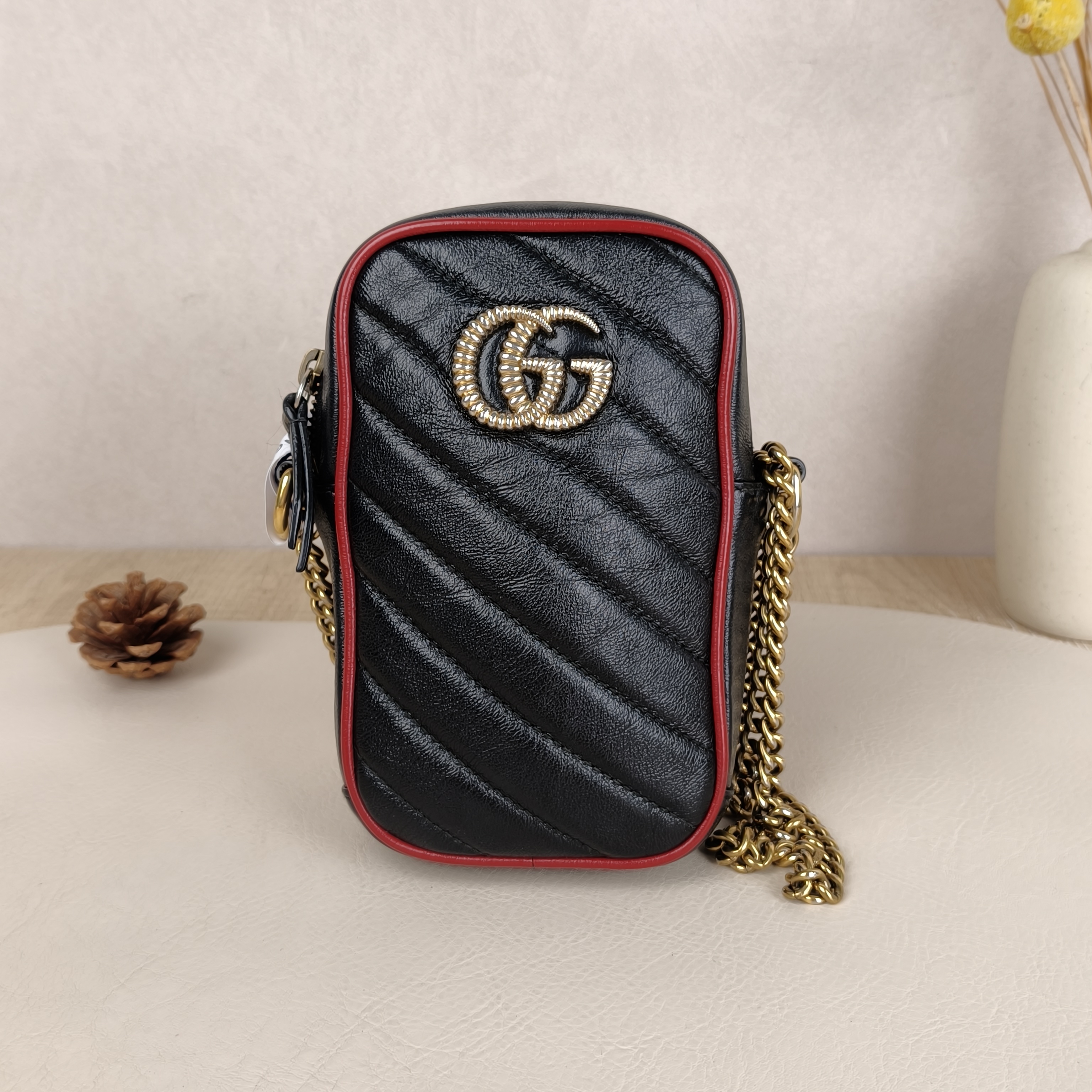 GUCCI GG marmont Marmont Blackmini10.5 × 5 × 17 cm