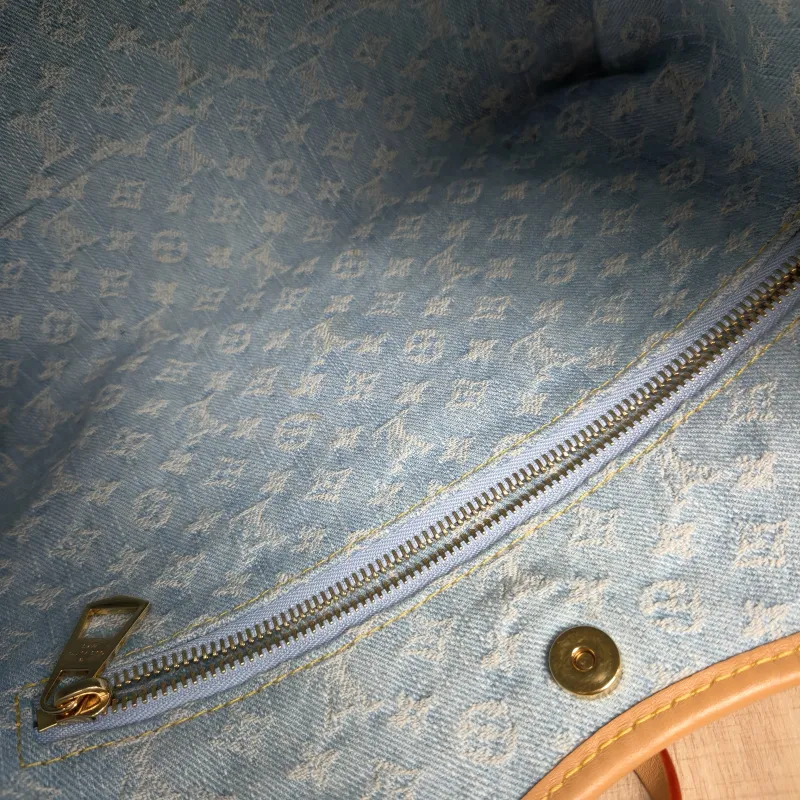 Louis Vuitton Crossbody Bag Carryall Blue Small29 × 12 × 24 cm — detail view 2 of 14