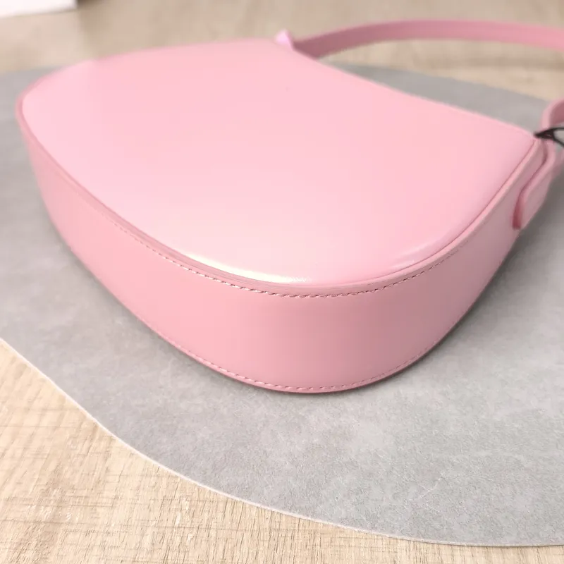 CELINE Shoulder Bag tilly Pink Calfskin Medium 22 × 4 × 13.5 cm — detail view 3 of 14