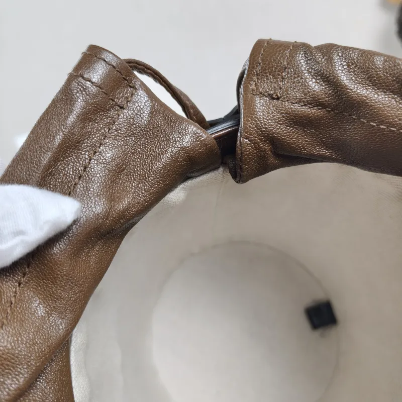 GUCCI Top Handle Bag Horsebit 1955Collection Bucket Bag White PVC Small 14 × 14 × 19 cm — detail view 3 of 10