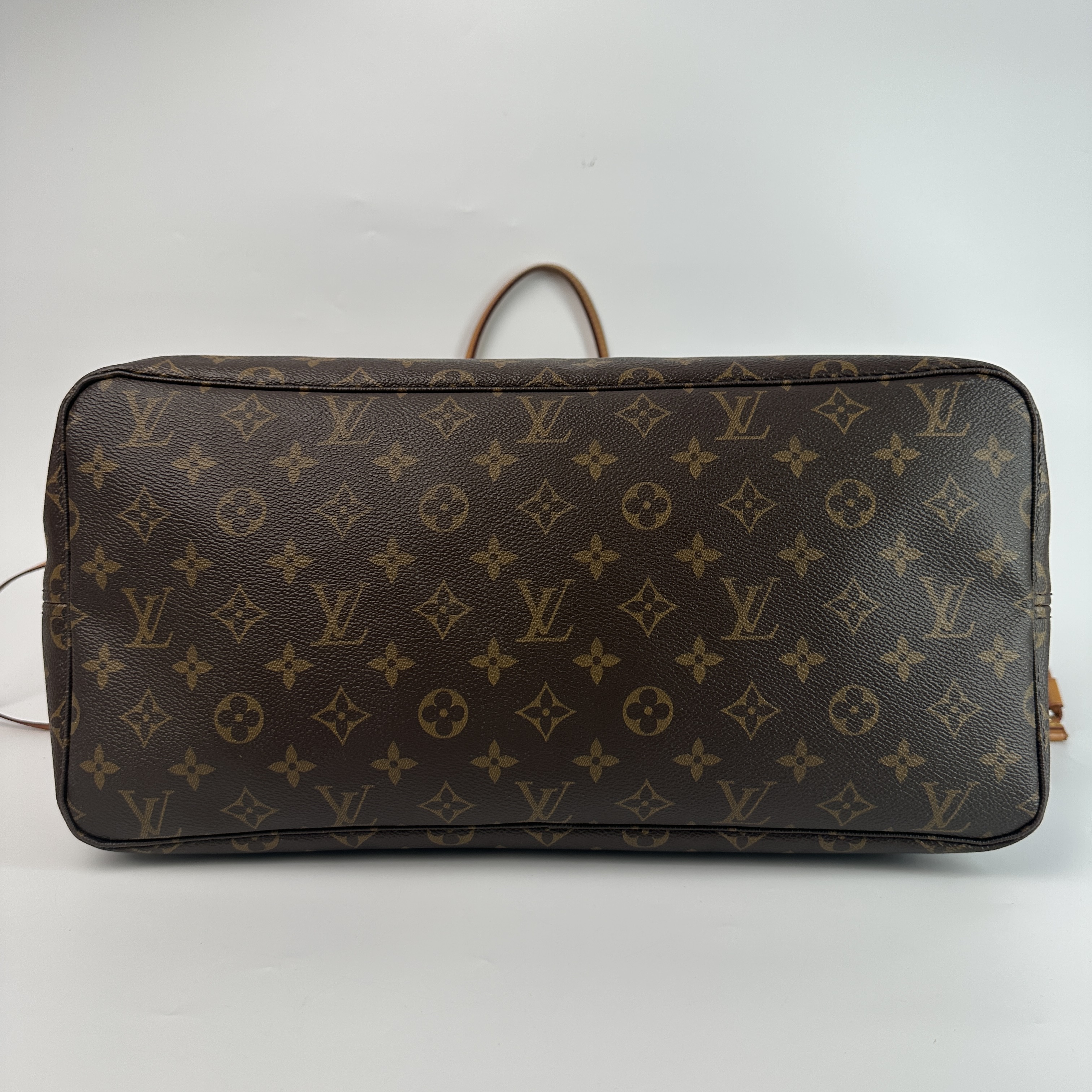 Louis Vuitton Shoulder Bag Monogram PVC Large — cover view 6 of 16
