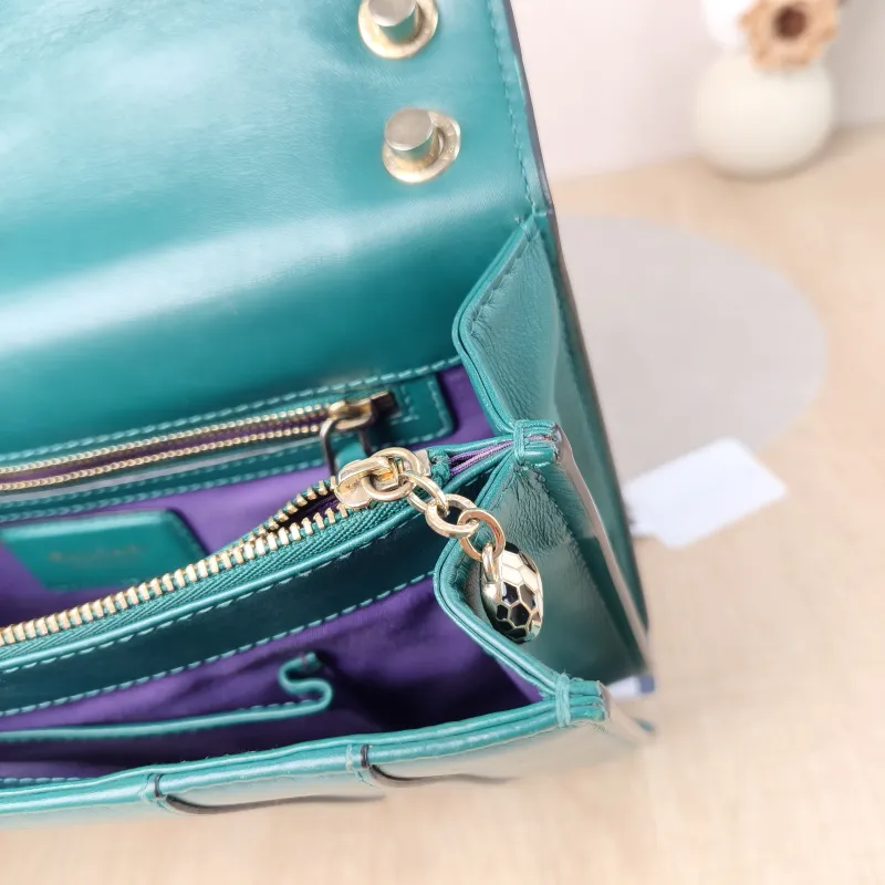Bvlgari Crossbody Bag Serpenti Forever Collection Crossbody Bag Green Calfskin Medium 28 × 7.5 × 19 cm — detail view 14 of 14