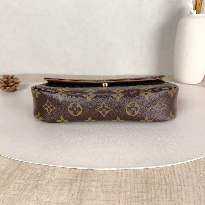 Louis Vuitton Crossbody Bag IVY Monogram PVC Small 23.5 × 4.3 × 12 cm — cover view 5 of 6