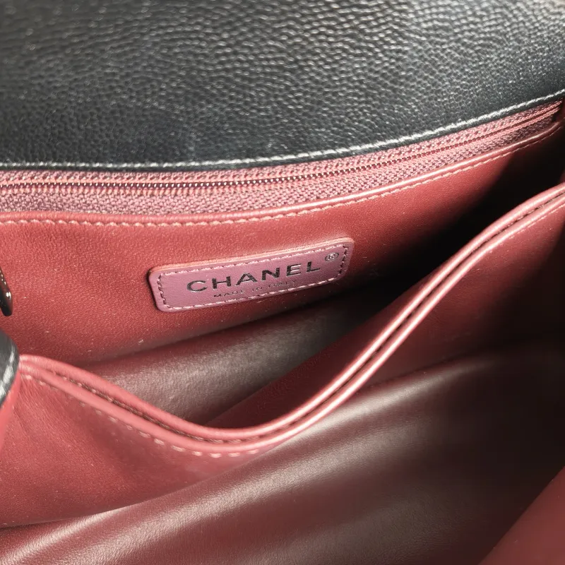 Chanel Top Handle Bag Coco Handle​ v Black Grained Calfskin Small 24 × 10 × 14 cm — detail view 5 of 12