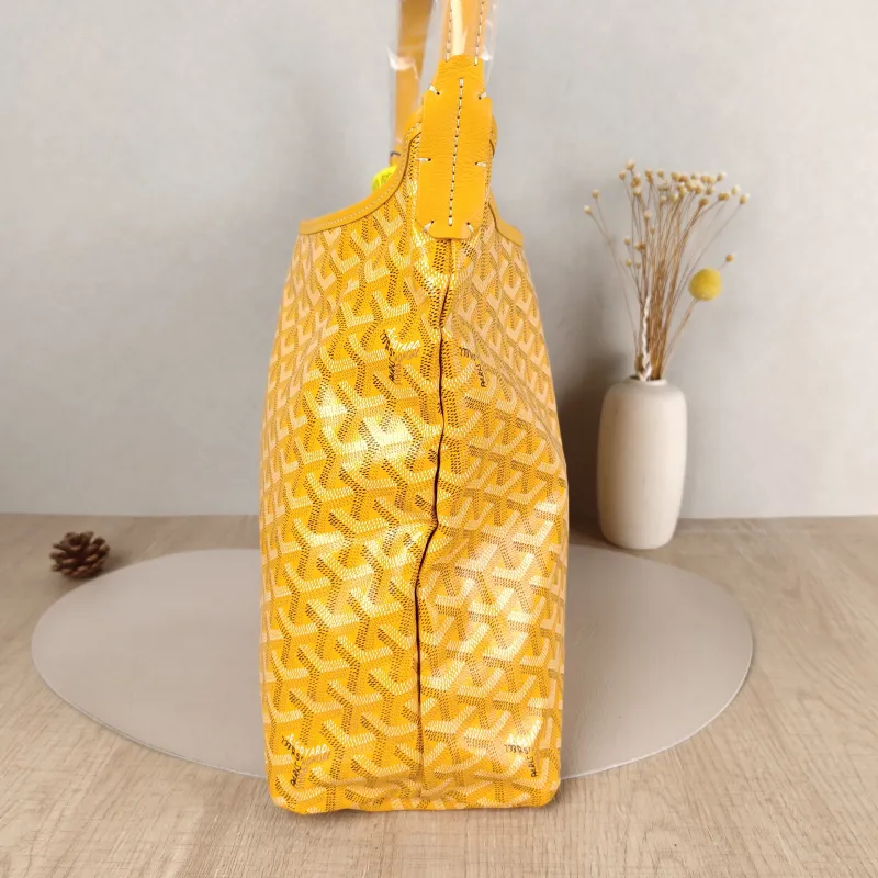 GOYARD Shoulder Bag Boheme Hobo​ Yellow PVC Small 43 × 14 × 27 cm — detail view 4 of 12