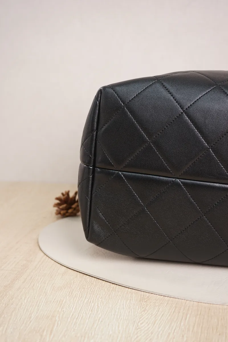 Chanel 25a Suede hobo Brown Black Microchip Edition · 29 × 11 × 33 cm — cover view 5 of 7