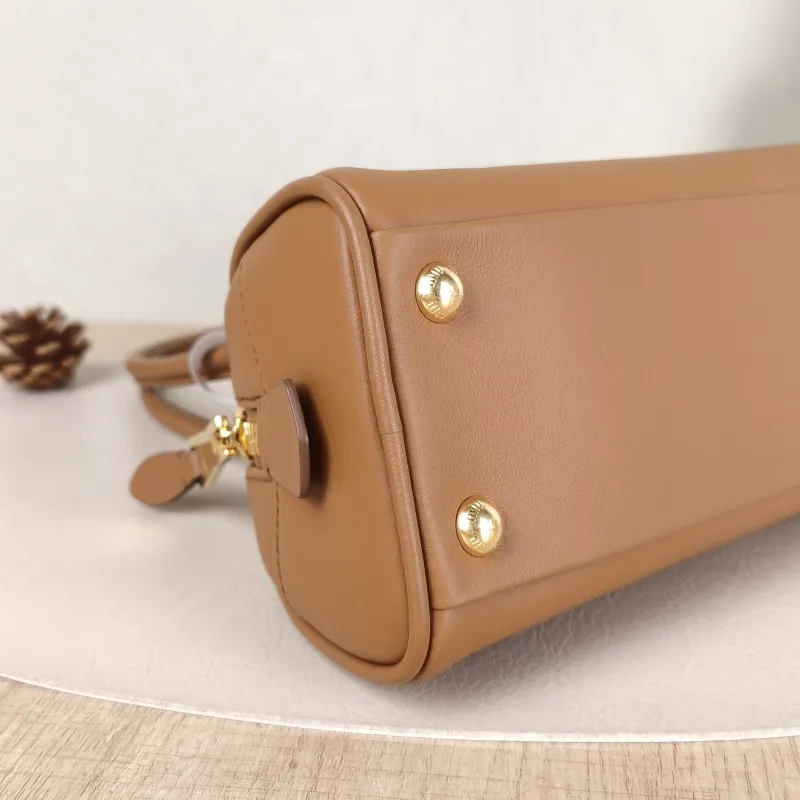 Miumiu Shoulder Bag Beau Brown Calfskin Small 23 × 10 × 11.5 cm — detail view 10 of 12