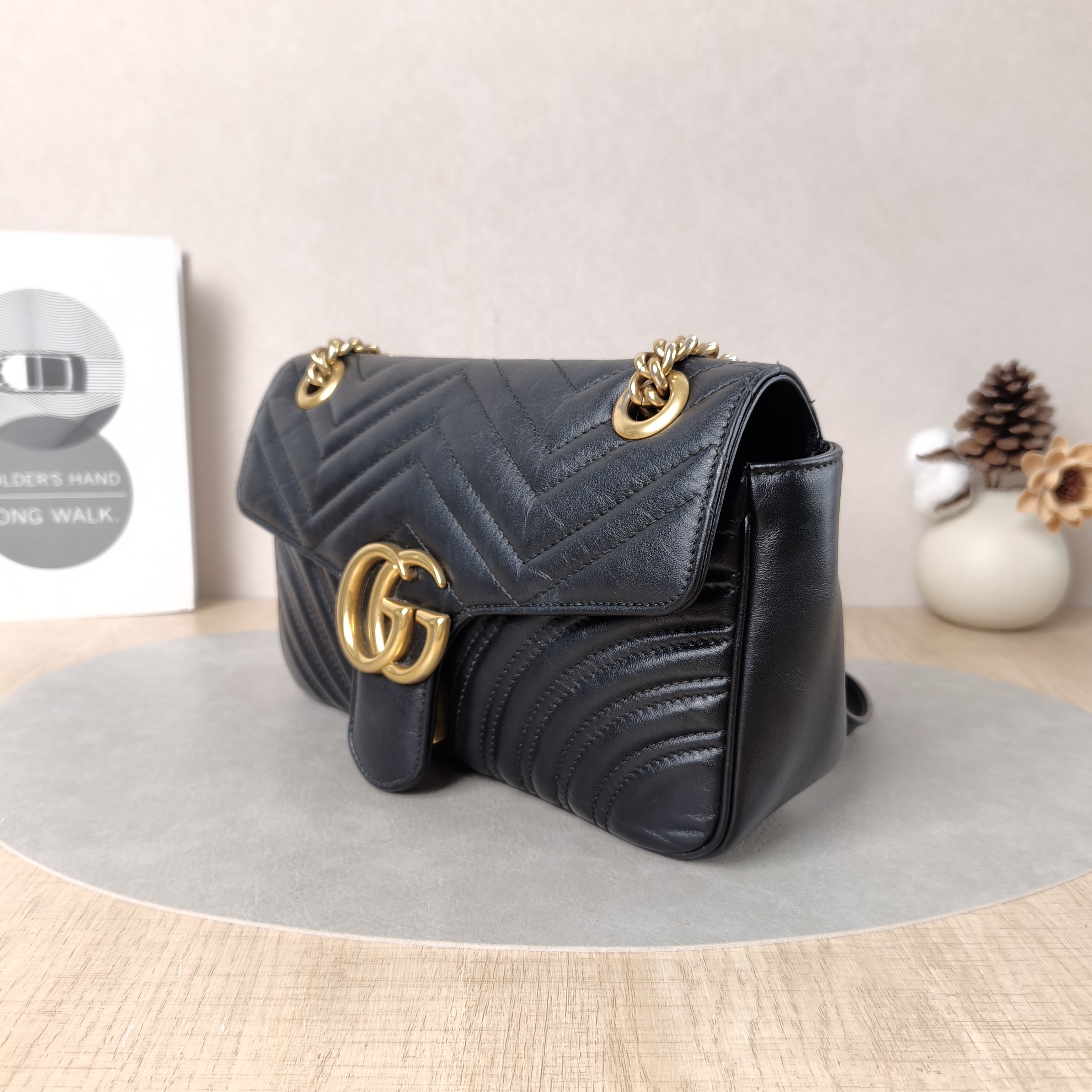 GUCCI Crossbody Bag GG Marmont Medium Marmont 26Black CC alfskin Medium26 × 7 × 15 cm — cover view 3 of 5