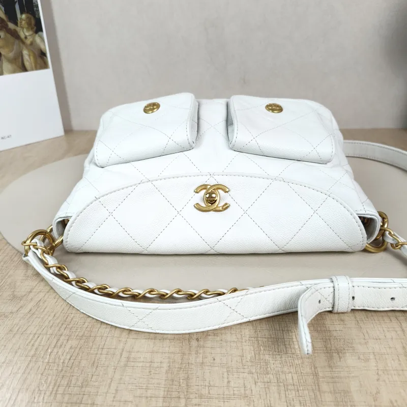 Chanel Shoulder Bag supple twins White Grained Calfskin Small24.5 × 5 × 19 cm — detail view 13 of 15