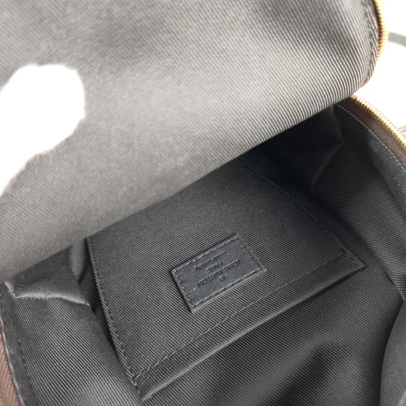 Louis Vuitton Backpack Palm Springs Backpack Monogram PV Cmini17 × 10 × 22 cm — detail view 5 of 10