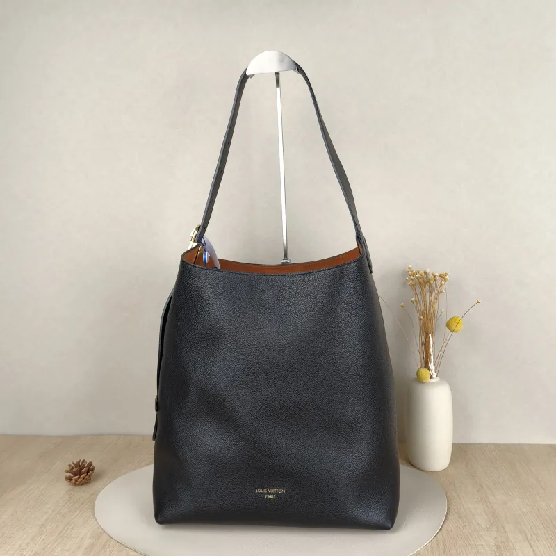 Louis Vuitton Shoulder Bag Low Key Hobo Shoulder Bag Black Calfskin Medium31 × 18 × 35 cm