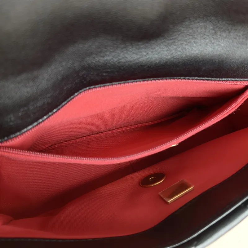 Chanel Crossbody Bag 19Bag Black SL ambskin Small 26 × 9 × 16 cm — detail view 10 of 13
