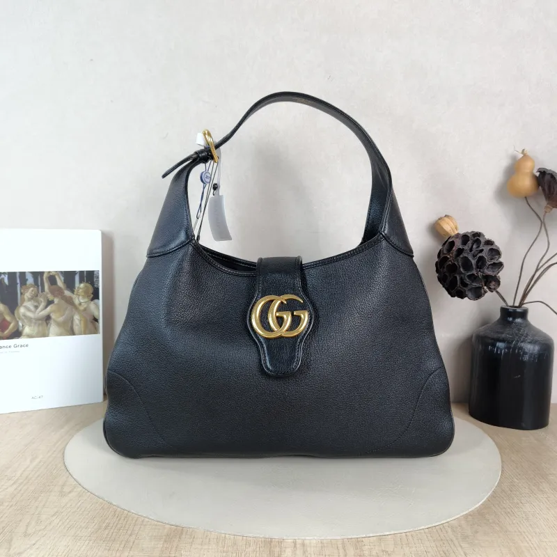 GUCCI Shoulder Bag Aphrodite Hobo Black Calfskin Medium 39 × 2 × 38 cm