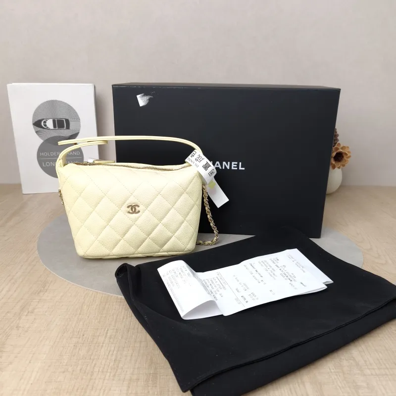 Chanel Crossbody Bag Crossbody Bag Yellow Grained Calfskin One Size21.5 × 7.5 × 19 cm — cover view 2 of 6