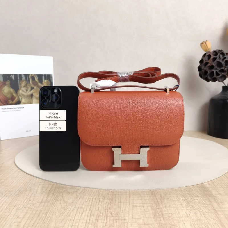 Hermès Crossbody Bag Constance 19 Silver-Tone Hardware36 Red Lambskinmini18 × 4 × 15 cm — cover view 3 of 6