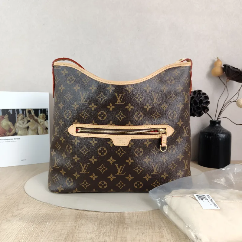 Louis Vuitton Shoulder Bag Lineup Monogram PVC One Size 34.5 × 13 × 26 cm — cover view 2 of 6