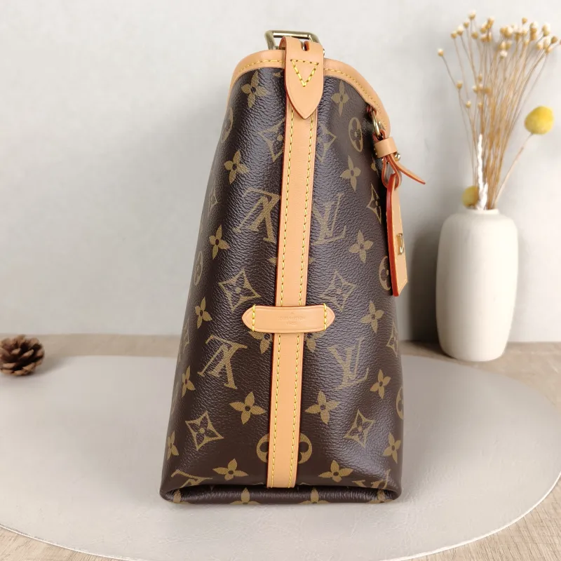 Louis Vuitton Crossbody Bag Carryall Monogram PVC Small 29 × 12 × 24 cm — detail view 7 of 12