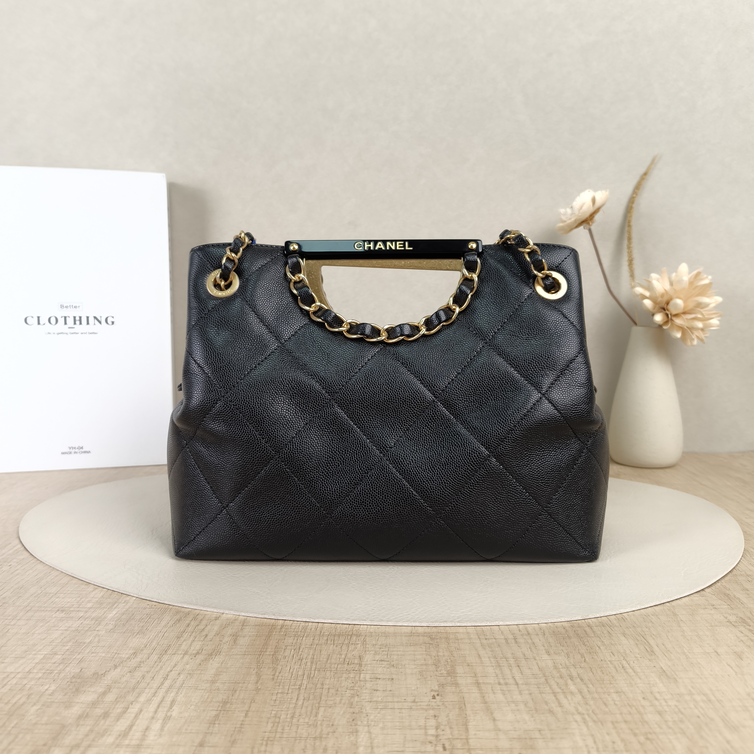 Chanel Shoulder Bag tote Black Grained Calfskin One Size25 × 8 × 20 cm — cover view 2 of 9