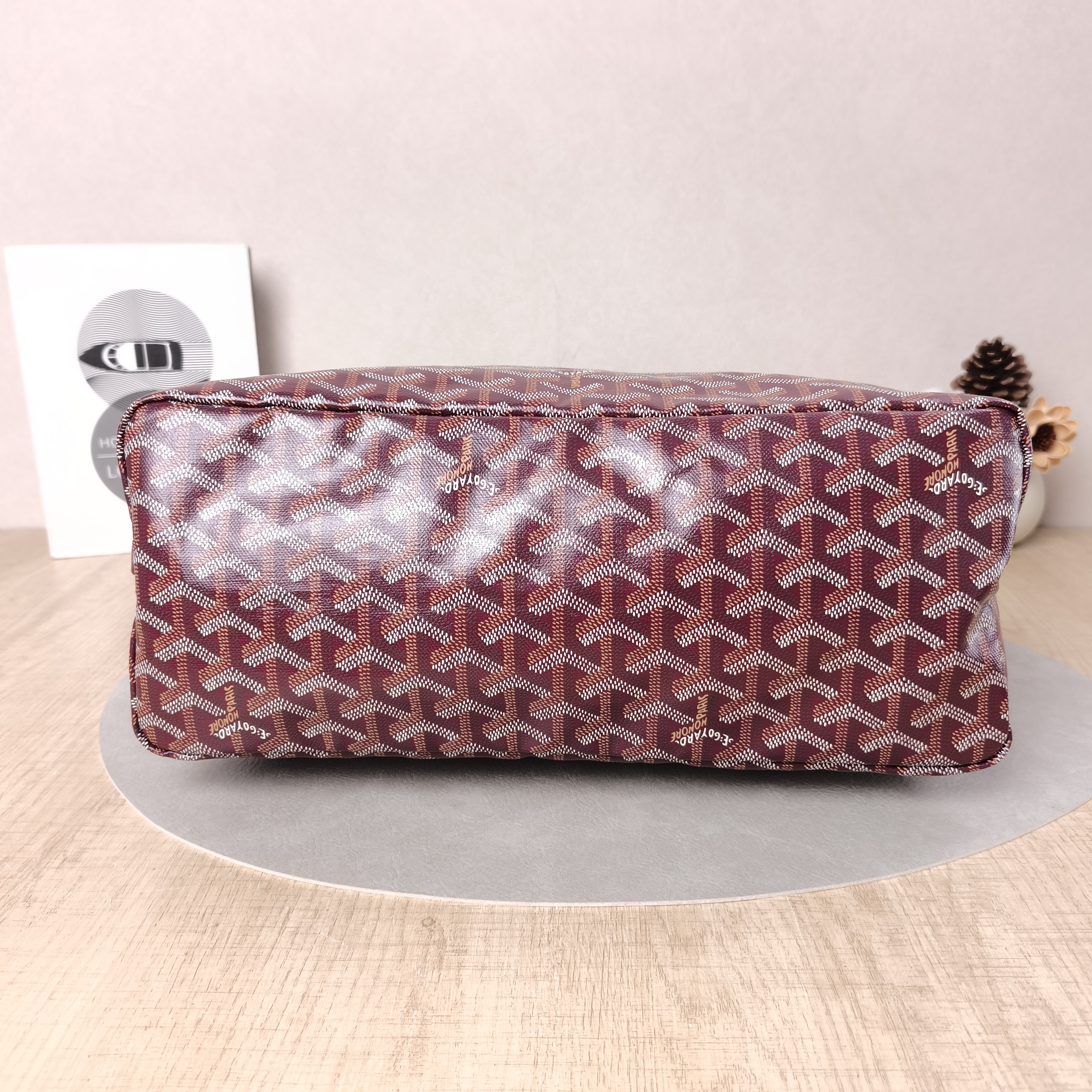 GOYARD Shoulder Bag Boheme Hobo Red PVC Small43 × 14 × 27 cm — cover view 2 of 6