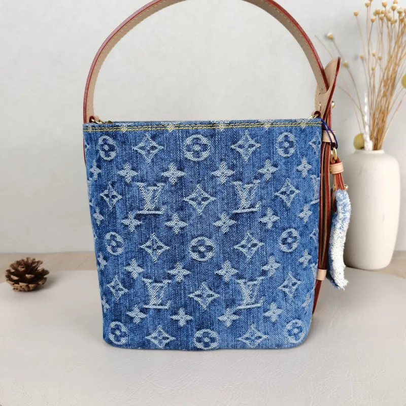 Louis Vuitton Top Handle Bag ALL IN BB Blue BB16 × 12 × 18 cm — detail view 1 of 10