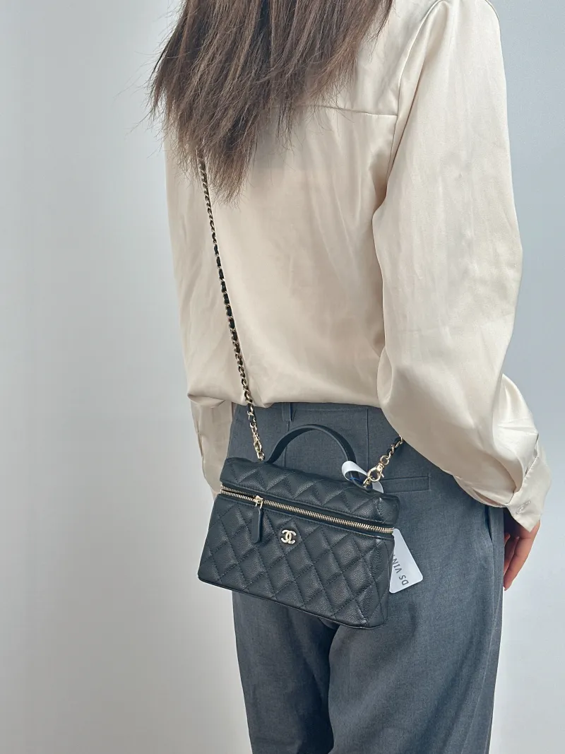Chanel Crossbody Bag lp Box Bag Top Handle Crossbody Bag Black Calfskin One Size 19.5 × 5 × 17 cm — on-model view 2 of 2