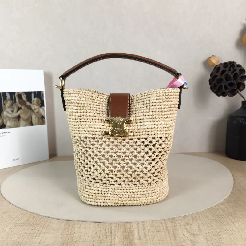 CELINE Crossbody Bag Louise Bucket Bag Small 16 × 12 × 19 cm