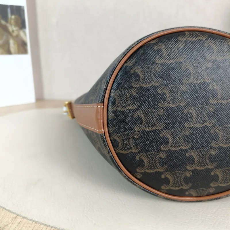 CELINE Crossbody Bag Triomphe Bucket Bag Monogram PVC Small14 × 14 × 21 cm — detail view 9 of 10