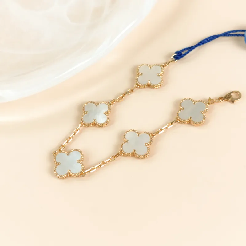 Van Cleef & Arpels Bracelet Alhambra Alhambra Collection Five-Motif Bracelet Pearl · White Mother-of-Pearl18KY ellow Gold Vintage Small17cm — cover view 5 of 7