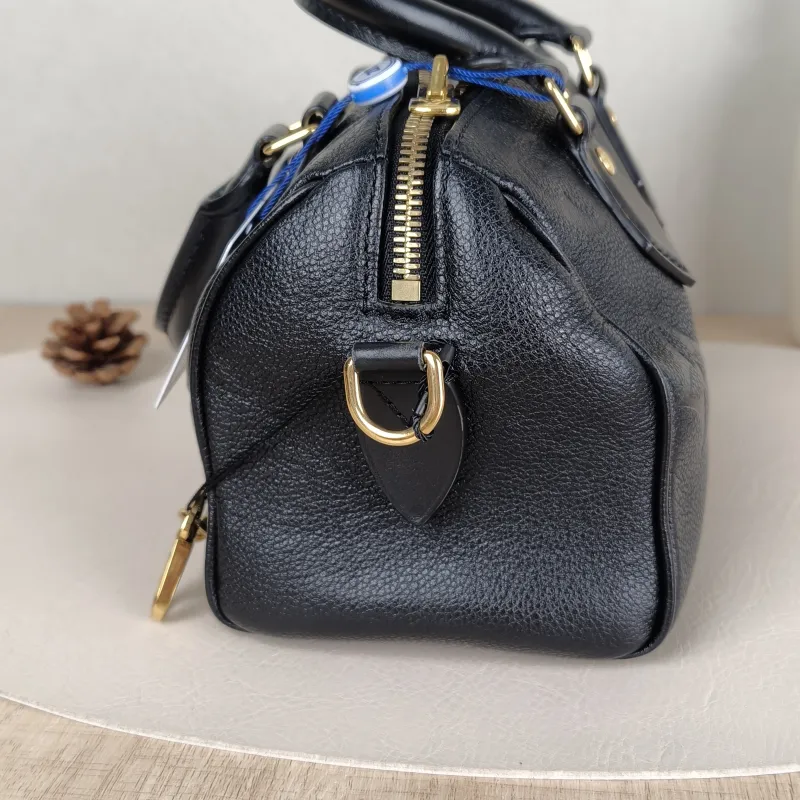 Louis Vuitton Crossbody Bag Speedy20Black Empreinte Embossed Calfskin Small20.5 × 12 × 13.5 cm — detail view 4 of 12