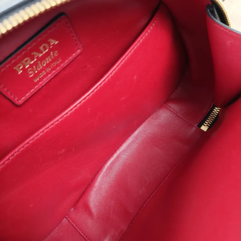 PRADA Shoulder Bag Black Calfskin One Size25 × 8 × 16 cm — detail view 6 of 13