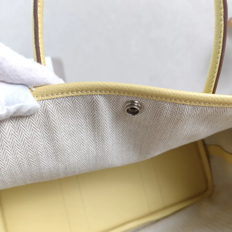 Hermès Top Handle Bag Garden Party 30 30 1Z Epsom Calfskin Medium 30 × 13 × 21 cm Z — detail view 2 of 11
