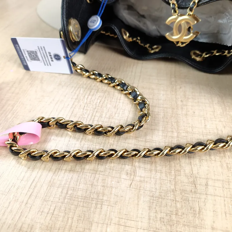 Chanel Shoulder Bag 25Bag Black Grained Calfskin Mini 20 × 12.5 × 22 cm — detail view 5 of 13