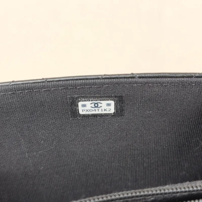 Chanel Crossbody Bag woc Black Lambskin 19 × 4 × 11.5 cm — detail view 14 of 14