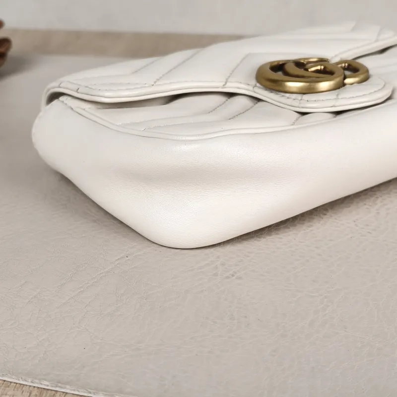 GUCCI Crossbody Bag GG Marmont Mini Marmont Mini White Calfskin Mini 16.5 × 4.5 × 9.5 cm — detail view 6 of 11
