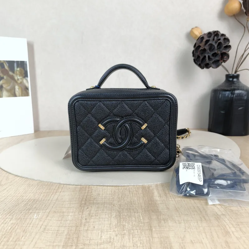 Chanel Crossbody Bag CC Filigree Vanity Cosmetic Bag Black Grained Calfskin Small 16 × 7 × 12 cm 26 — cover view 3 of 6