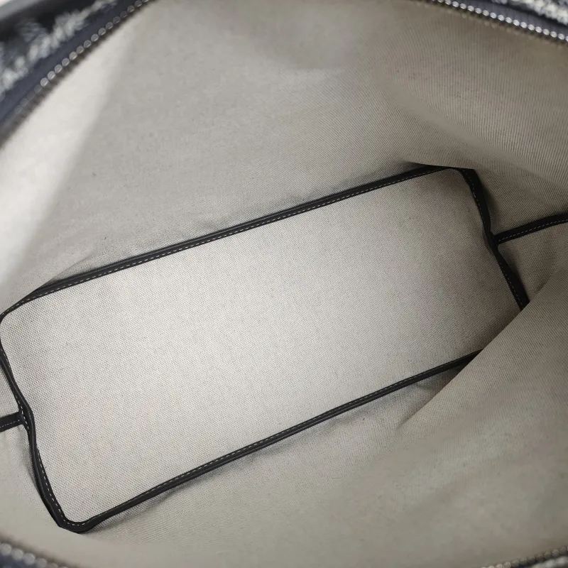 GOYARD Shoulder Bag Boheme Hobo​ Grey ine Canvas Small 34 × 14 × 31 cm — detail view 6 of 10