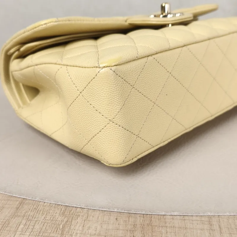 Chanel Crossbody Bag Classic Flap CF Yellow Grained Calfskin Small 23 × 6 × 14.5 cm — detail view 1 of 13