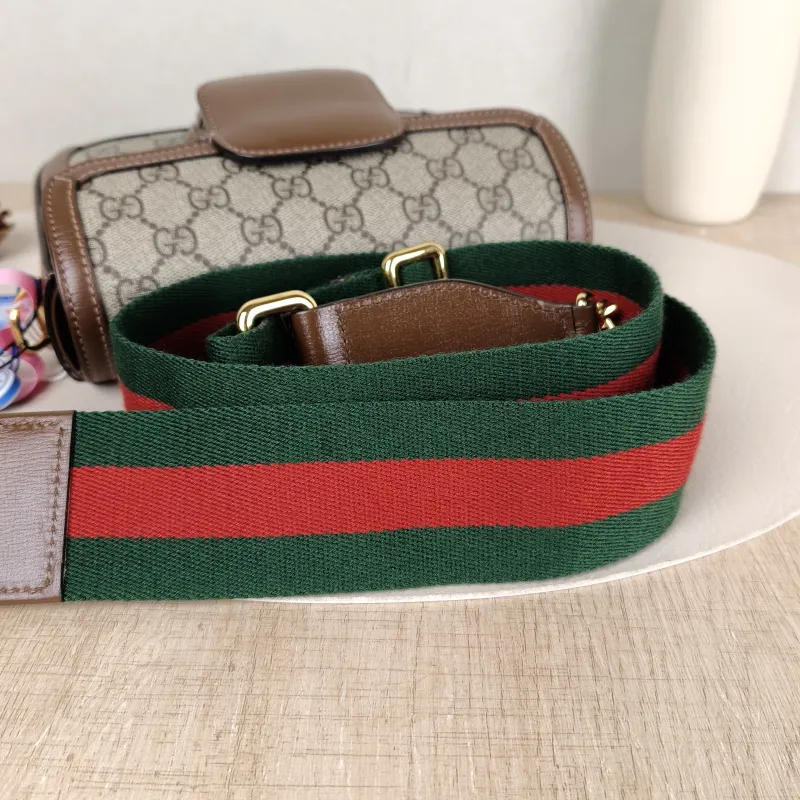 GUCCI Crossbody Bag Horsebit 1955 Horsebit Small Monogram PVC Small 20.5 × 5 × 14.5 cm — detail view 4 of 12
