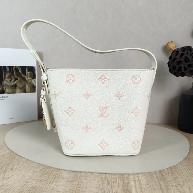 Louis Vuitton Top Handle Bag ALL IN BB White · Pink Calfskin BB16 × 12 × 18 cm — detail view 12 of 13