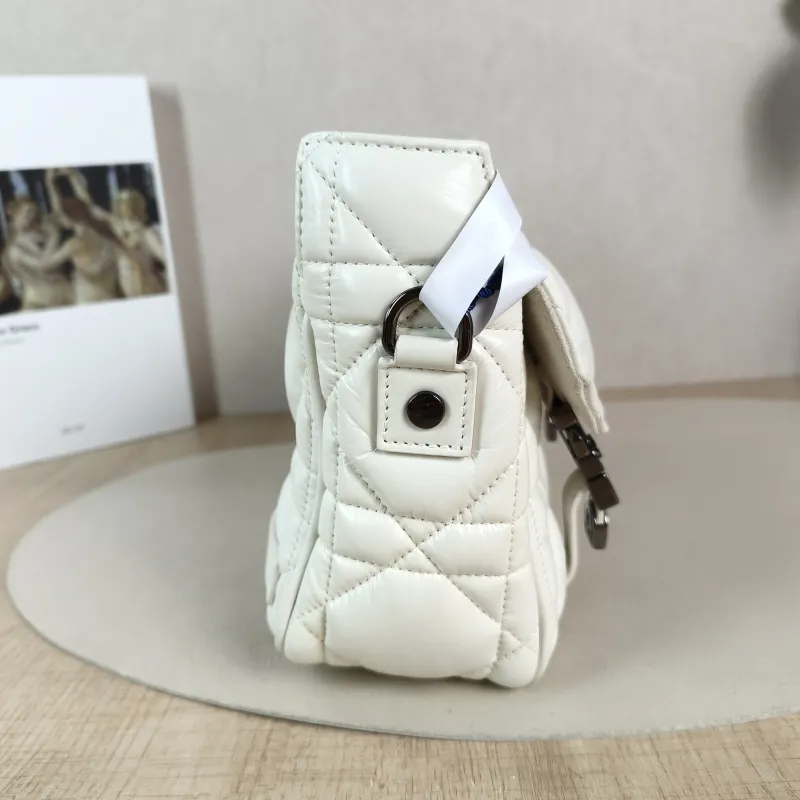 DIOR Crossbody Bag camp Messenger Bag White Calfskin Small 23 × 8 × 15 cm — detail view 11 of 11