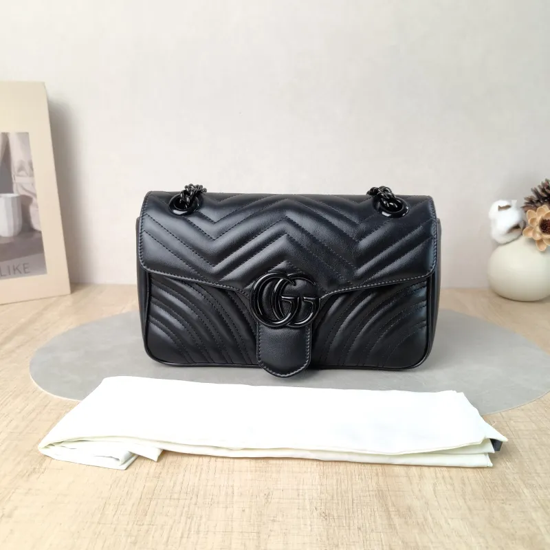 GUCCI Crossbody Bag GG Marmont Medium Marmont 26 So black Black Calfskin Medium 26 × 7 × 15 cm — cover view 5 of 6