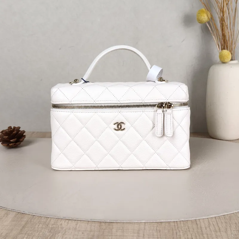 Chanel Crossbody Bag lp Box Bag Top Handle Crossbody Bag White Grained Calfskin 19.5 × 5 × 11 cm