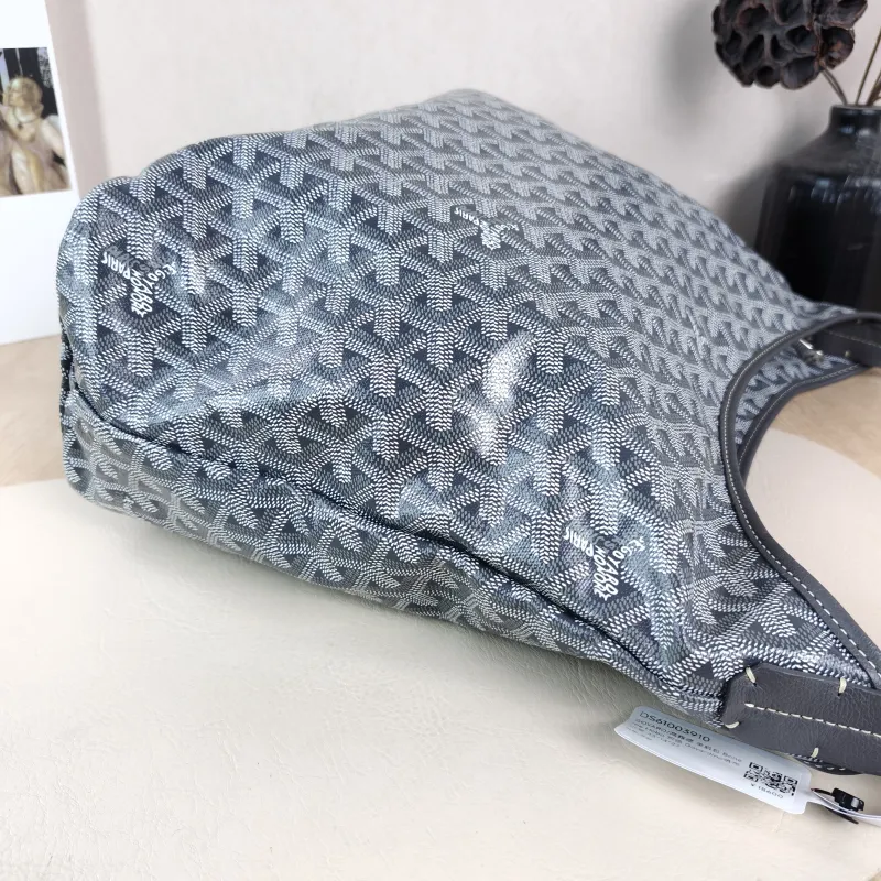 GOYARD Shoulder Bag Boheme Hobo​ Grey ine Canvas Small 43 × 14 × 27 cm — detail view 11 of 12